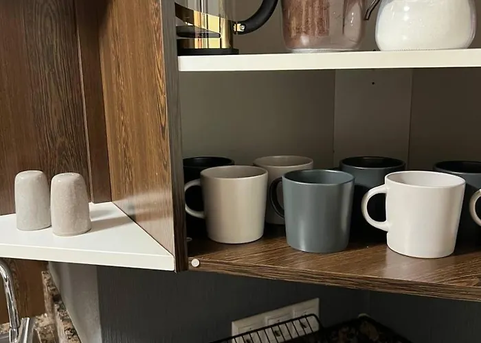 Fortuuna Street With Parking *